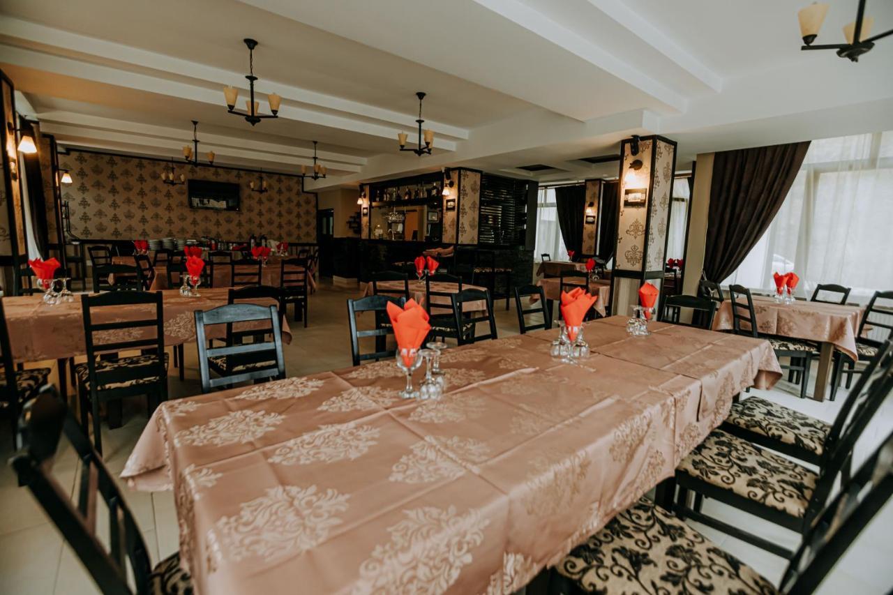 Guest House Lacul Linistit Moneasa Ngoại thất bức ảnh